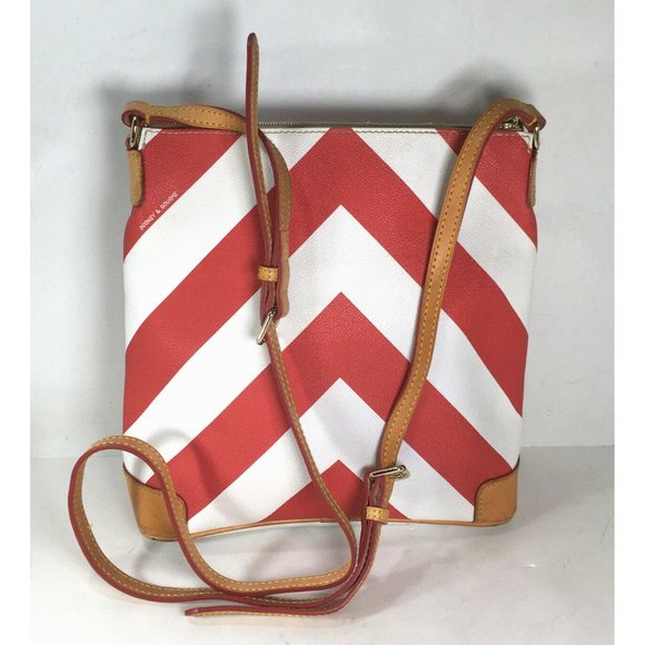 Dooney & Bourke Red and White Chevron Striped Leather Crossbody Shoulder Bag - Picture 2 of 12